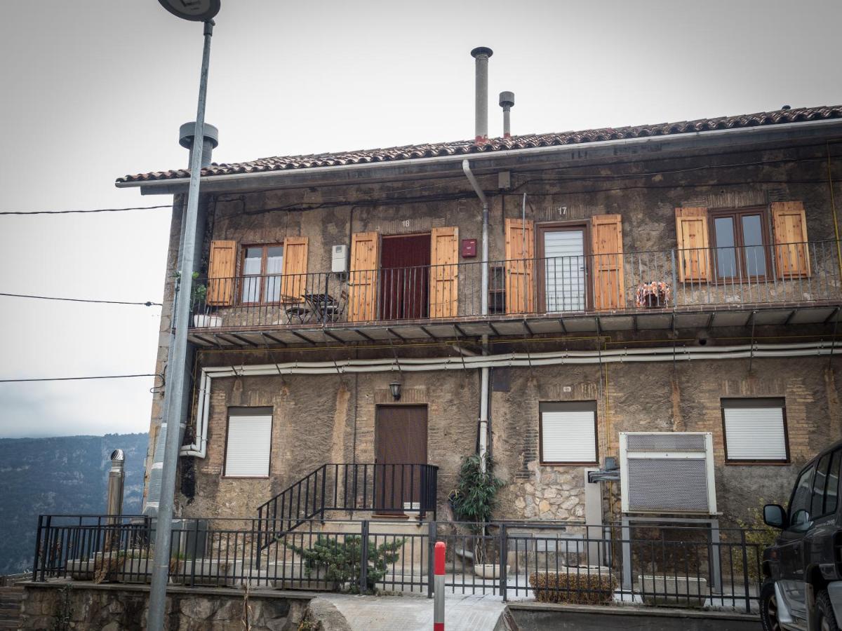 Sereno Rincon De Montana Sant Corneli Esterno foto